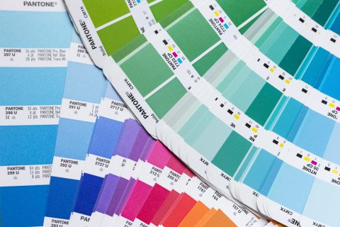 Modne kolory w dzianinach wg Pantone